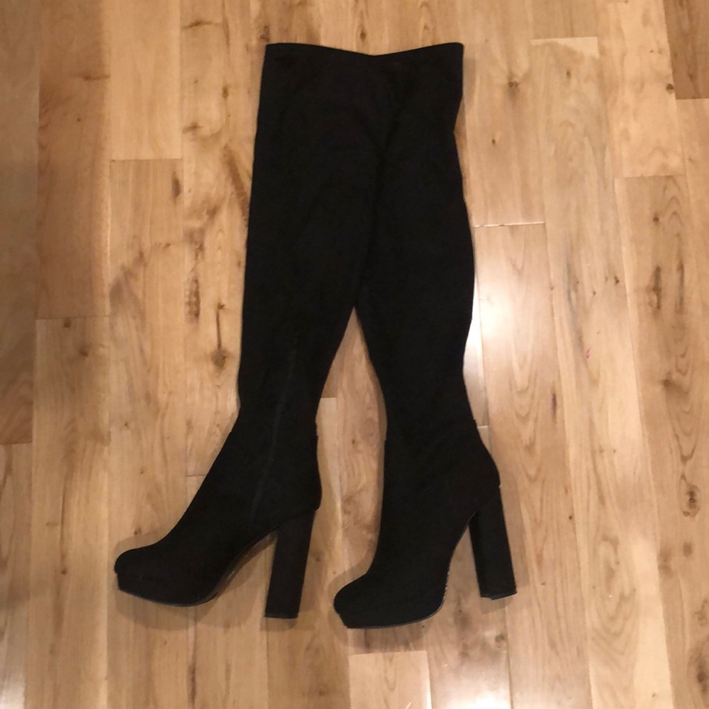 WORN ONCE OVER KNEE BOOTS